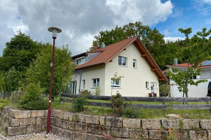 Einfamilienhaus - 648.000,00&nbsp;EUR Kaufpreis, ca.&nbsp; 196,00&nbsp;m&sup2; in Fichtenberg (PLZ: 74427)