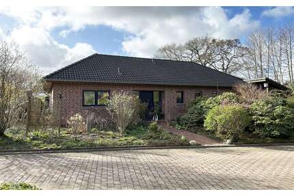 Haus zum Kaufen in Zetel 365.000,00 € 124 m²