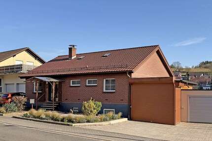 Haus zum Kaufen in Mühlhausen 445.000,00 € 156 m²