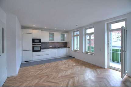 Wohnung zum Mieten in Leipzig 1.100,00 € 75 m²
