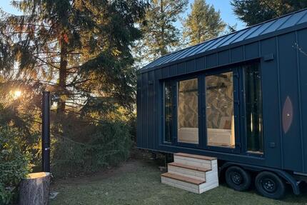 Dein Rückzugsort im Grünen | Übernachte im Tiny House in Dresden