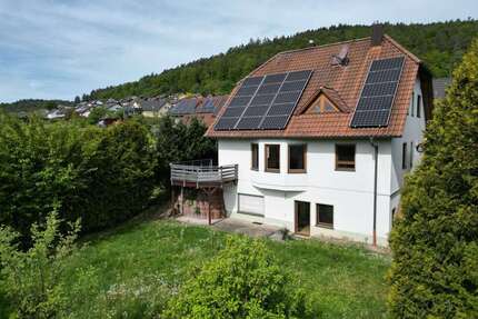 Haus zum Kaufen in Neuendorf 385.000,00 € 182.96 m²