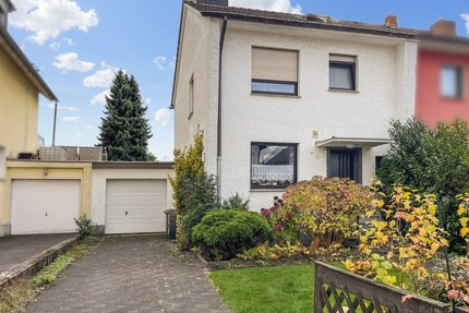 Aus Alt macht Neu: Doppelhaushälfte mit enormem Potenzial in Top-Lage - Rösrath Stümpen