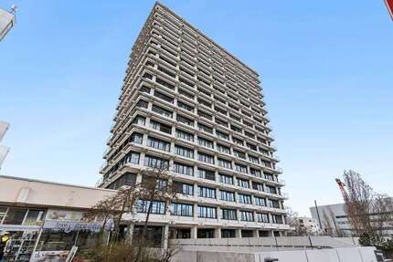 Wohnung zum Kaufen in München 300.000,00 € 26.18 m²