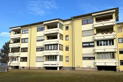 Ihr neues Renovierungsprojekt: 4,5-Zimmer-Wohnung mit Loggia und TG-Stellplatz in der EFA-Straße. - Neumarkt in der Oberpfalz