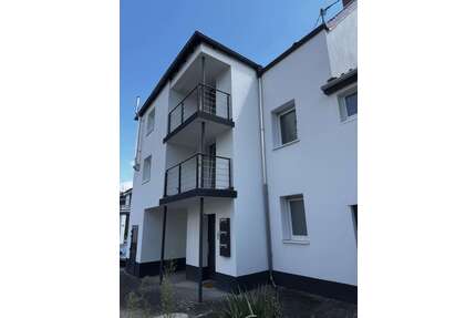 Haus zum Kaufen in Hochheim am Main 759.000,00 € 248 m²