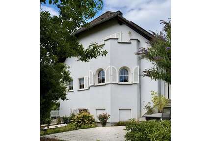 Haus zum Kaufen in Hasselroth 590.000,00 € 159 m²