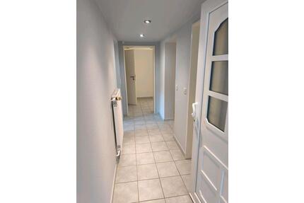 Eg 60m2 3 Zimmer eigener Eingang+Garten Wohnung Trotzdem Zentrum - Troisdorf