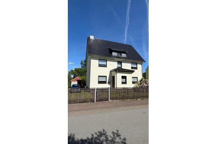 Zweifamilienhaus 200qm, 975qm Grundstück - Hofgeismar