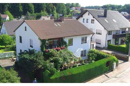 2Familienhaus in Reisensburg mit Ausbaupotenzial - Günzburg