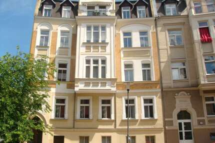 Wohnung zum Kaufen in Halle 275.000,00 € 152.26 m²