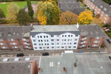 Haus zum Kaufen in Neumünster 1.450.000,00 € 856 m²