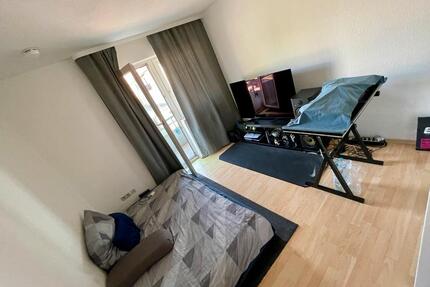 1 Zimmer Wohnung | Balkon | TOP-Lage in Mannheim | 1min zur Tram