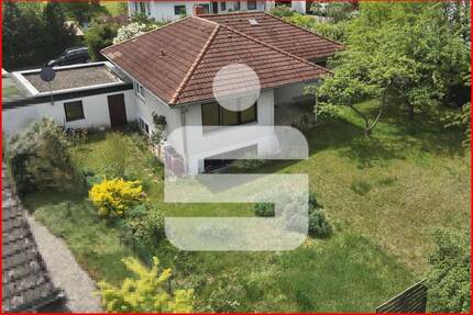 Handwerker aufgepasst! Bungalow mit Wohnen auf einer Ebene - Heroldsbach Thurn