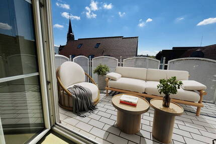 1.140€ warm - Kernsanierte 2,5-Zimmer-Wohnung mit EBK,Balkon,Keller&Garage - Bad Rappenau
