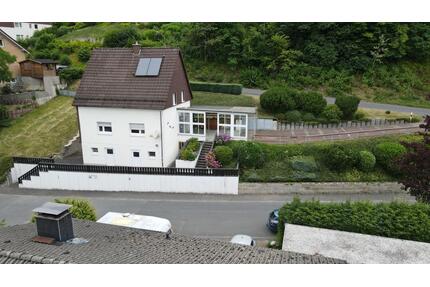 Einfamilienhaus mit großem Grundstück in ruhiger Lage – sofort ve - Mudersbach