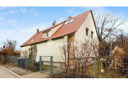 Charmantes Architektenhaus mit 2 Wohneinheiten, Garage & 3 Stellplätzen (KfW-85) - Erfurt Egstedt a Steiger
