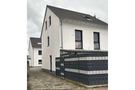 Haus zum Kaufen in Wiesbaden – Sonnenberg Heidestock 740.000,00 € 159 m² - Wiesbaden – Sonnenberg / Heidestock