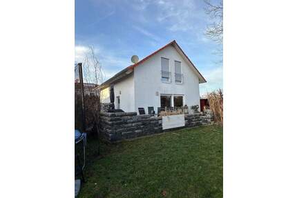 Einfamilien-Wohnhaus auf Eigentumsgrundstück in Northeim-Langenholtensen