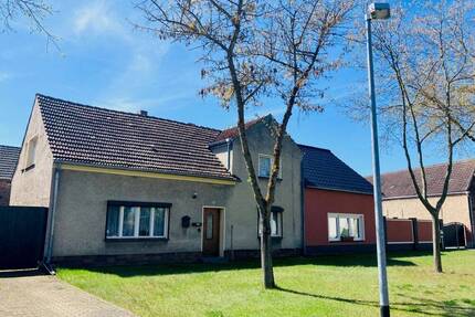 Kleiner Dreiseitenhof in Premsendorf in unmittelbarer Seenähe – Ihr Traum vom Landleben! - Annaburg