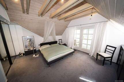 Außergewöhnliches Einfamilienhaus sucht neue Eigentümer - Püttlingen