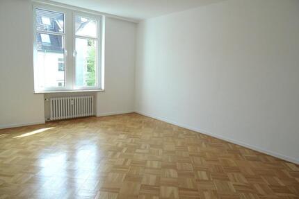 Oberkassel fast am Rhein 97m2 3Zi Whg Balkon von privat ab 01.07 - Düsseldorf Niederkassel