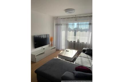 Sehr schöne neu renovierte 3 Zimmer Wohnung mit Balkon - Deggendorf