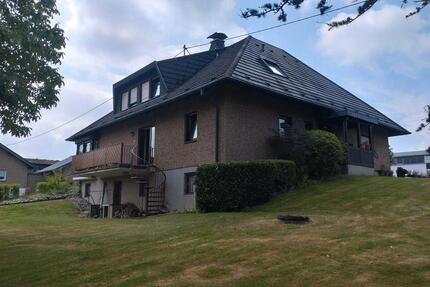 Schönes Haus mit Einliegerwohnung, Traumgrundstück - Ruppichteroth