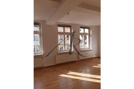 schicke 2-Zimmer-Wohnung mit Einbauküche und Stellplatz - Stendal