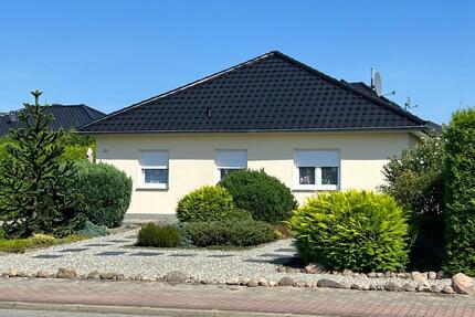 Schönes Einfamilienhaus zu verkaufen - Gardelegen