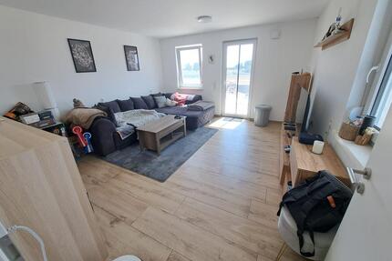 Moderne 2-Zimmer-Wohnung mit großer Terrasse und Gartenanteil - Ehingen (Donau)
