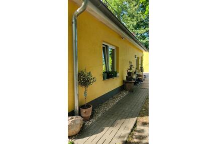 Freistehendes Einfamilienhaus auf sonnigem Grundstück Stahnsdorf - Kleinmachnow