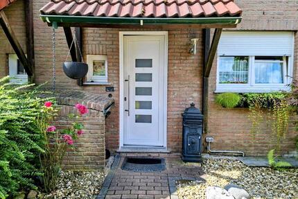 Charmantes Reihenmittelhaus mit Garten, Garage & Stellplatz - Remscheid Lüttringhausen