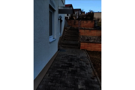 3-Zimmer-Wohnung mit Terrasse, Gartenanteil & neuer Küche 670€ - Rotthalmünster