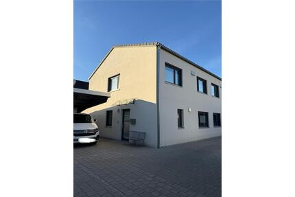 Wunderschönes Reiheneckhaus - 520.000,00&nbsp;EUR Kaufpreis, ca.&nbsp; 119,00&nbsp;m&sup2; in Abensberg (PLZ: 93326)