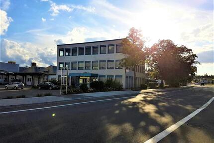 48m² Gewerbefläche mit Schaufenster im EG und Parkplätzen 650€ warm - Villingen-Schwenningen Kopsbühl