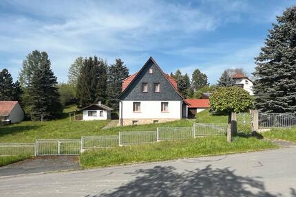 Einfamilienhaus am Thüringer Wald – großes Grundstück, Gartenhaus - Schleusingen