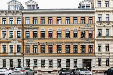 Stilvolle Altbauwohnung mit Balkon – ruhige Lage nahe Leipziger Zentrum