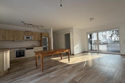 Lichtdurchflutete Traumwohnung in bester Lage - Bielefeld Senne