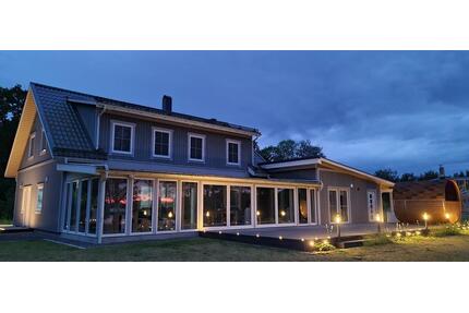 Traumhaus in Alsterbro, Schweden – Neubau direkt am See, Sauna... - Wassenberg