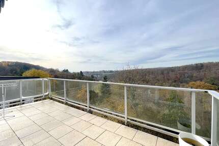 Haus zum Kaufen in Wiesbaden 689.000,00 € 200 m²