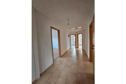 Zentrale 3-Zimmer-Dachgeschosswohnung in Cuxhaven