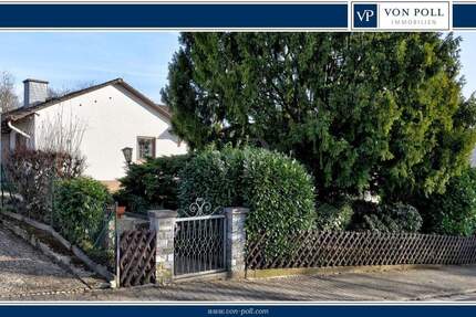 Freistehendes Einfamilienhaus mit großem Garten und viel Potential in Schloßborn - Glashütten