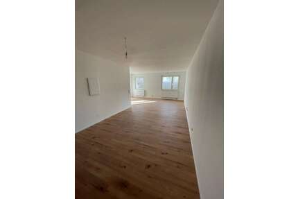 Wohnung zum Mieten in Apolda 595,00 € 75 m²