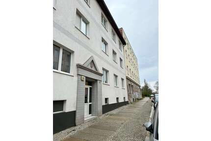 Wohnung zum Kaufen in Halle 135.000,00 € 53.09 m²