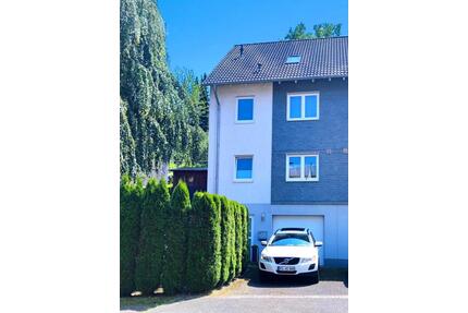 Reihenendhaus 157 m², 470 m² Südgrundstück, Garage + Keller - Remscheid Lüttringhausen