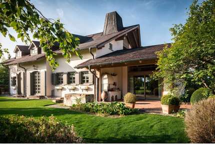 Haus zum Kaufen in Durbach 1.490.000,00 € 328.24 m²