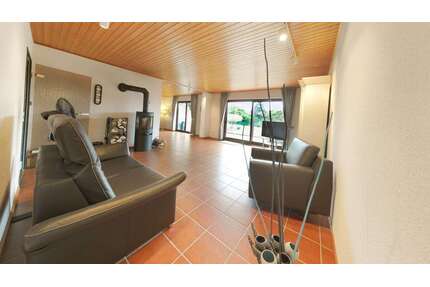 Haus zum Kaufen in Rüsselsheim am Main 640.000,00 € 140.46 m²