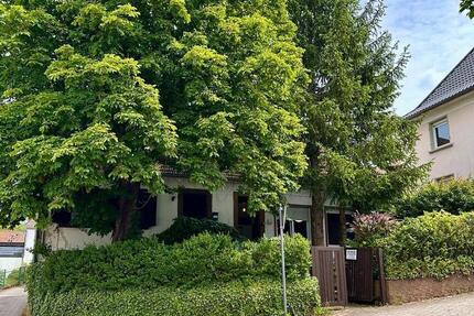 Einfamilienhaus mit Einliegerwohnung -Sanierungsbedürftig- - Hauenstein