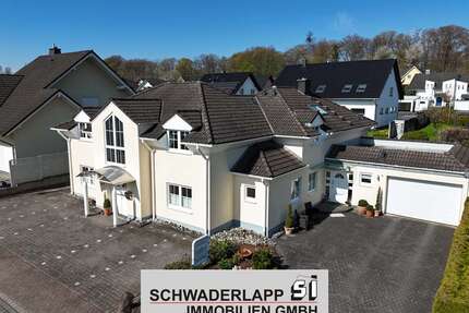 Haus zum Kaufen in Helferskirchen 569.000,00 € 284 m²
